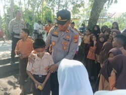 Dukung Program Kapolda Riau, Polsek TPTM Gelar Green Policing Penghijauan di SDN 007 Kepenghuluan Melayu Tengah