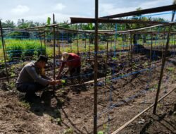Polsek Bangko Pusako Dukung Asta Cita: Bhabinkamtibmas Sambang Petani, Wujud Nyata Polisi Cinta Petani