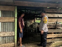 Dukung Pangan Bergizi: Bhabinkamtibmas&nbsp; Pematang Ibul Lakukan Pendataan Ternak Warga
